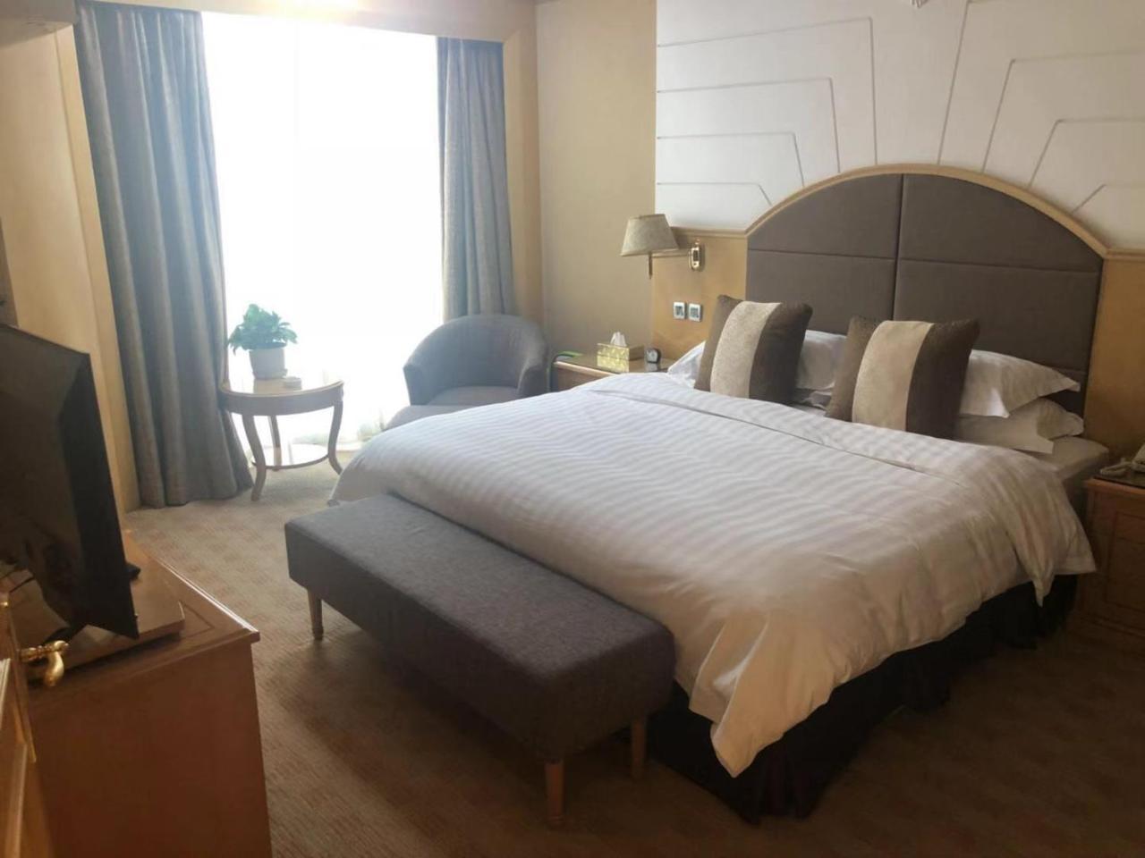 Shijiazhuang Yanshan Hotel Екстер'єр фото